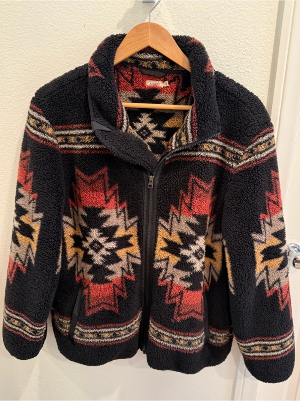 Faherty women’s full zip high pile fleece, size large.